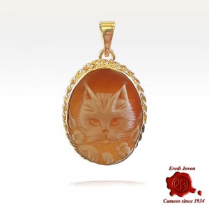 Kitty Cat Cameo Traditional in Gold