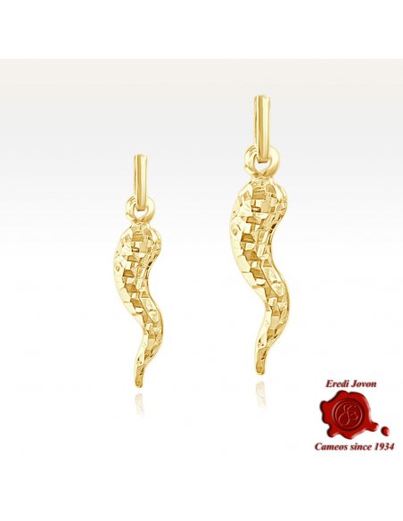 Handmade Mirror-Finish Cornicello in 18 kt Gold
