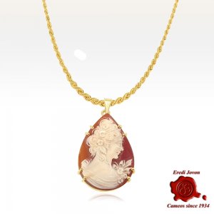 Tear Drop Shaped Shell Cameo Pendant 2