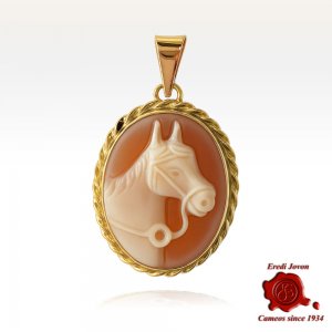 Traditional Cameo Horse in Gold