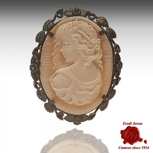 Beauty Cameo Handmade in...