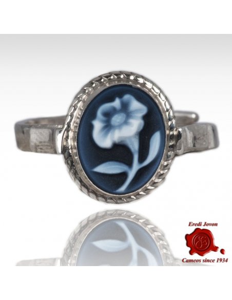 Cameo Ring with Lily