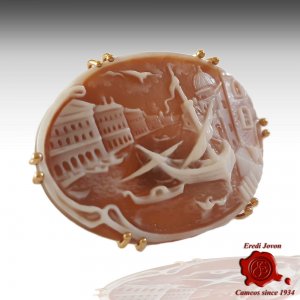 Rialto Cameo Pendant and Brooch in Gold 2