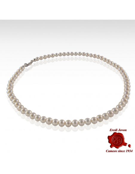 Pearl Chain Gold Clasp