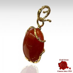 Red Coral Pendant Sparkling Gold 2