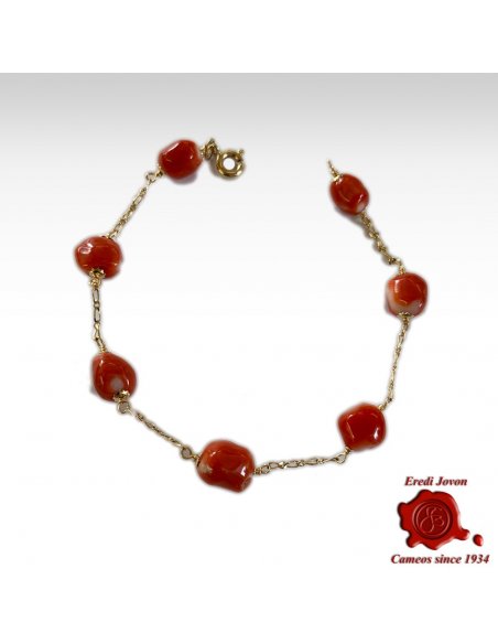 Red Coral Bracelet with Link in Gold