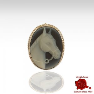 Horse Cameo Brooch in Silver