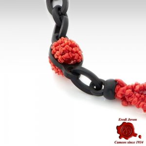 Collana in Corallo Rosso e Ebano 2