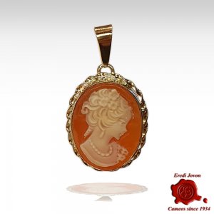 Venice Cameo Gold Necklace Pendant
