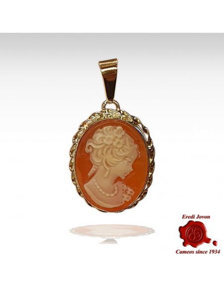 Venice Cameo Gold Necklace Pendant
