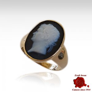 Signet Ring Cesar Cameo in Gold