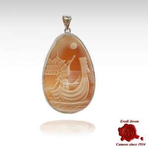 Cameo Gondola on the Moonlight Silver