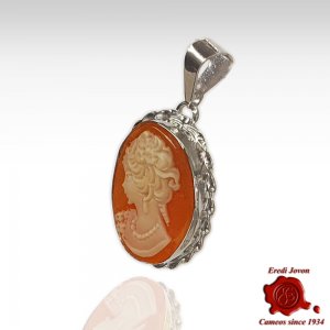 Venice Shell Cameo Pendant... 2