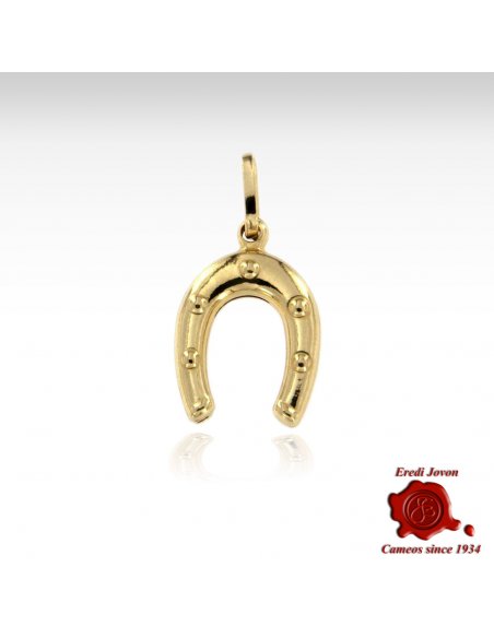 Horseshoe Lucky Charm in Gold