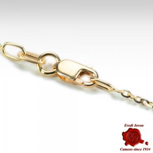 Square Link Chain in 18 Kt 2
