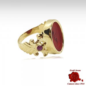 Tagliamonte Red Intaglio Ring in Gold - Clio 2