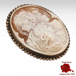 The Beauty Behind Engraved Shell Cameo Brooch Silver 2