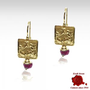 Gold Intaglio Earrings with Ruby 2