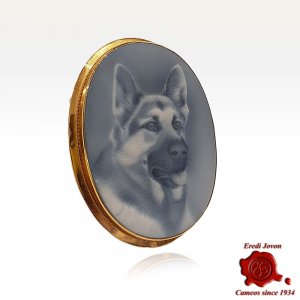 Agate Cameo German Sheperd Gold 2