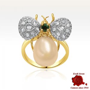 Vintage Estate Butterfly Ring in Gold 2